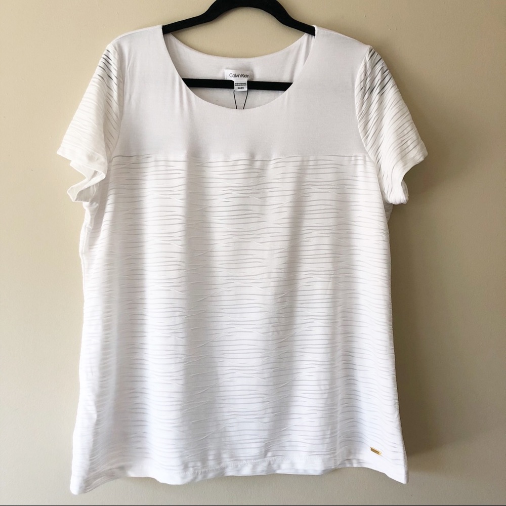 NWT Calvin Klein short sleeve top